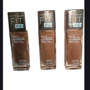 (3)Maybelline Foundation  375